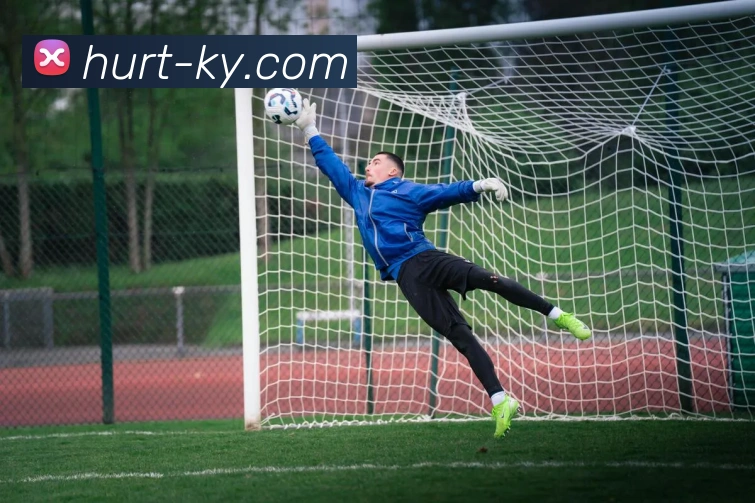 足球明星遭遇球迷怒骂现场直击引发热议与反思